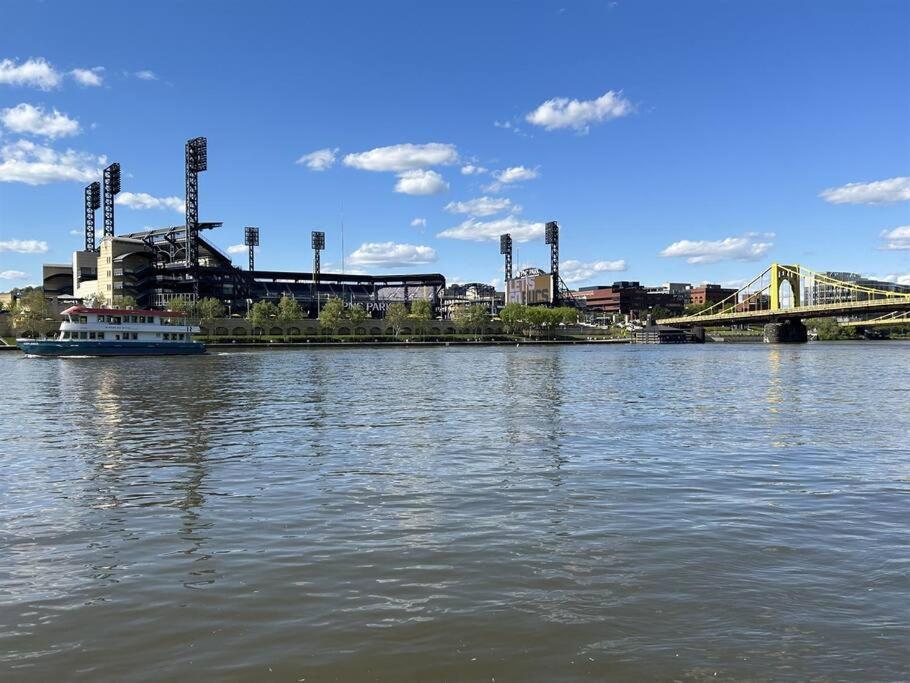 Sweeping Stadium Views Wonderfully Located 24-7 Parking Gym Lounge Pittsburgh Eksteriør billede