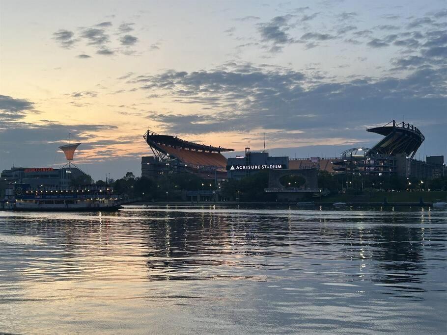 Sweeping Stadium Views Wonderfully Located 24-7 Parking Gym Lounge Pittsburgh Eksteriør billede