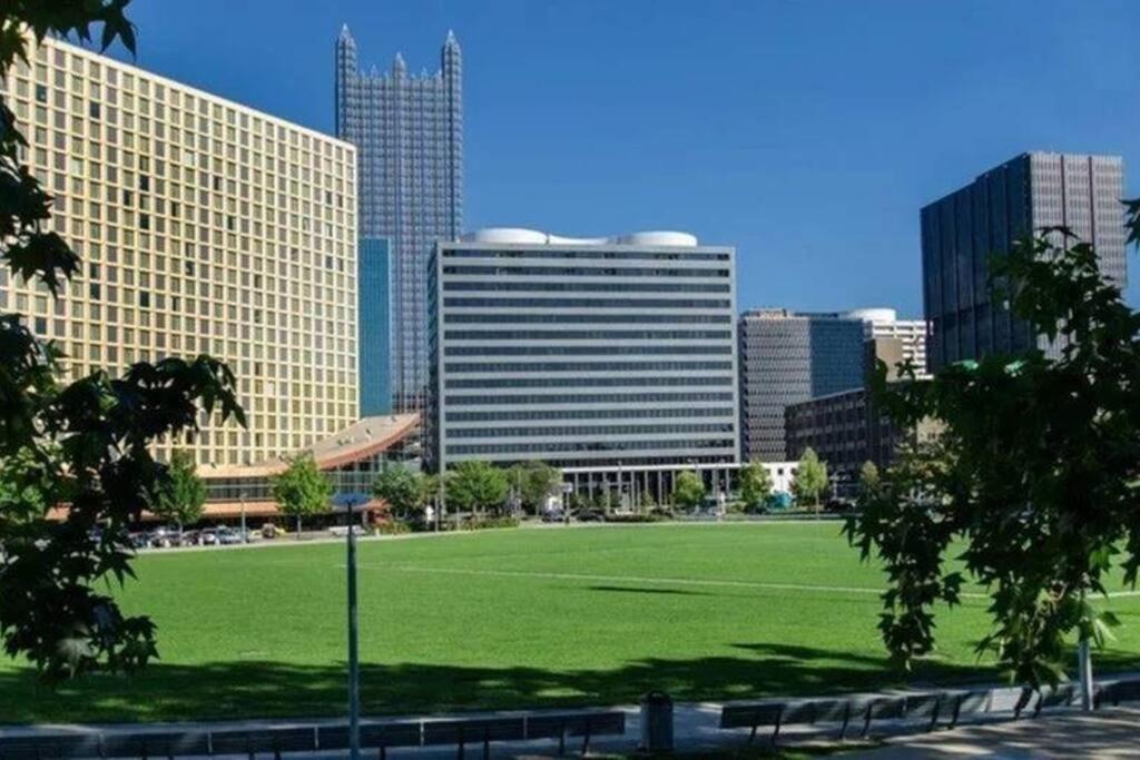 Sweeping Stadium Views Wonderfully Located 24-7 Parking Gym Lounge Pittsburgh Eksteriør billede